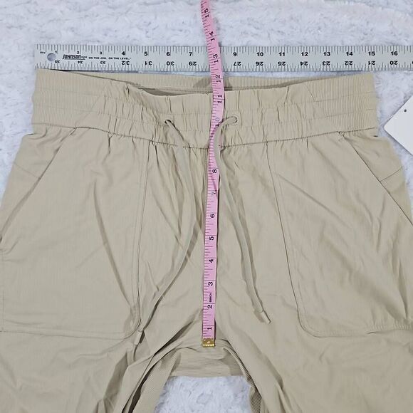 Lululemon Beyond the Studio Crop Khaki Tan Trench yoga athleisure Women's Size 8 - Picture 2 of 8